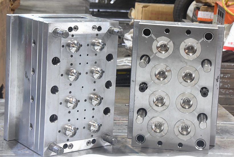 Manufacturing of Shampoo Bottle Cap Molds: Precision Engineering for Packaging Excellence