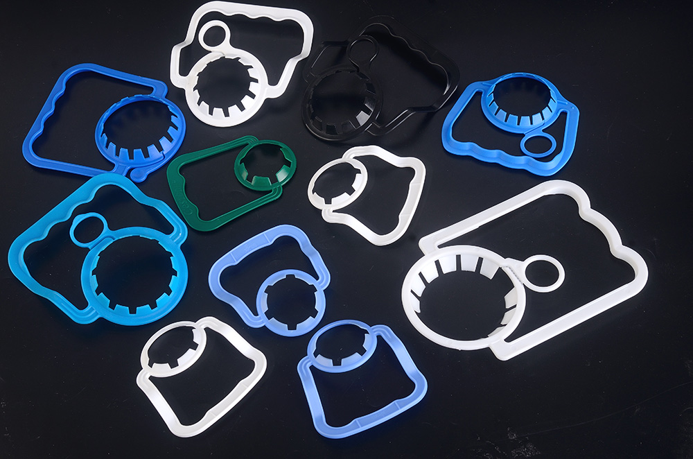 BOXIANG Precision Plastic Handle Molds: Ergonomic Carrying Solutions for Large Bottles