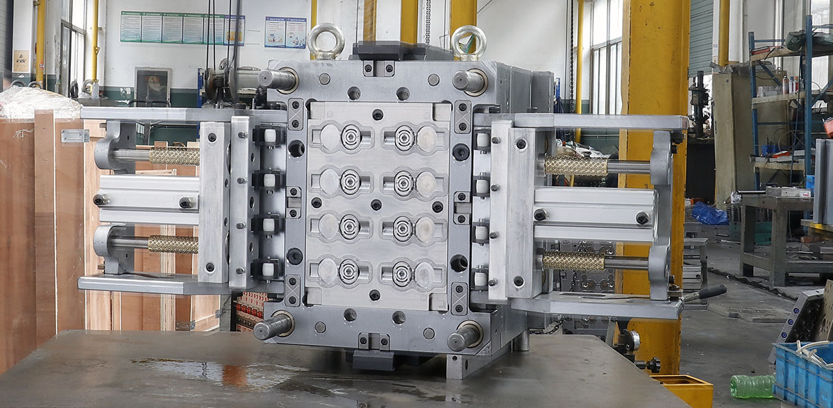 Flip Top Cap Mould vs. Screw Cap Mould: Which One Fits Your Market?