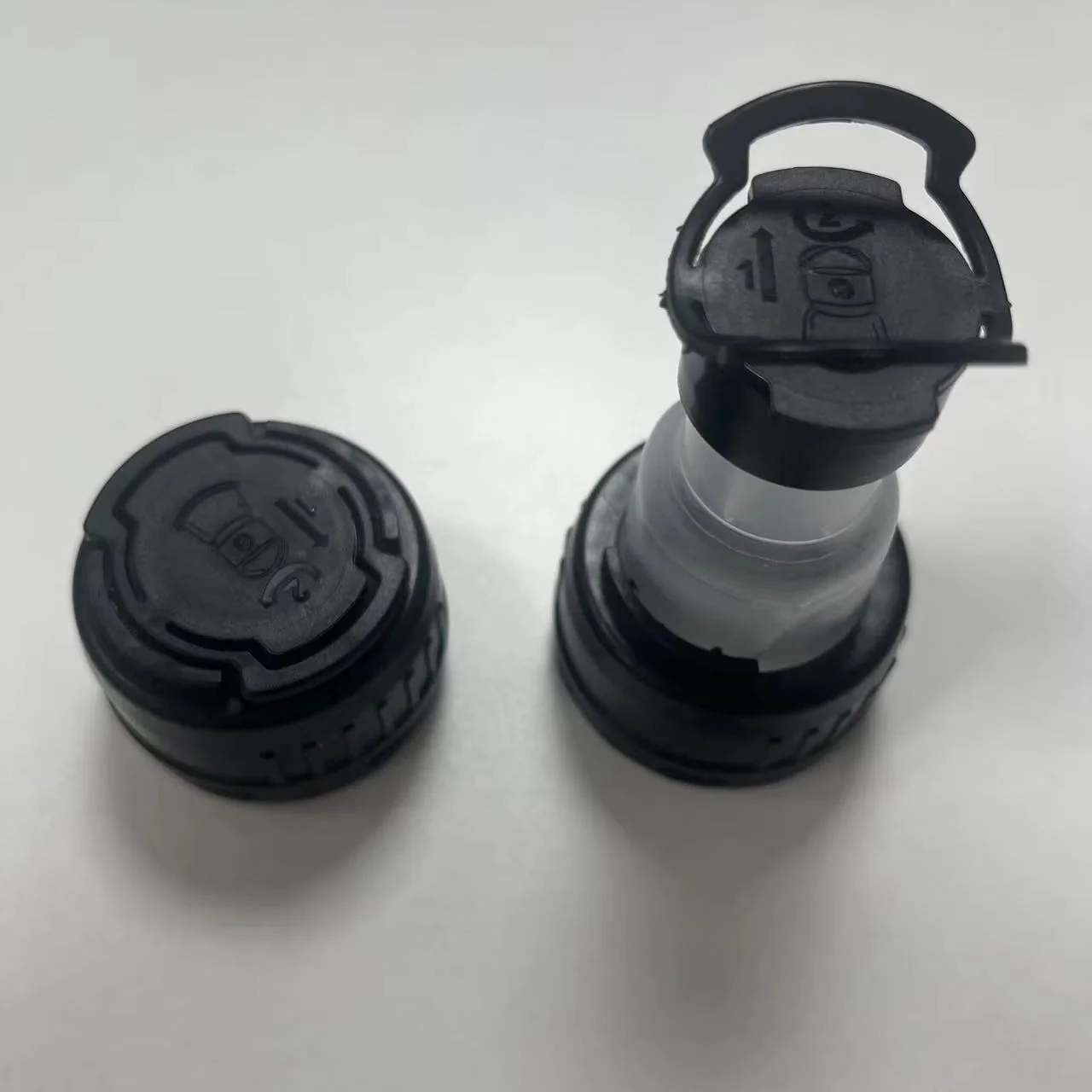 Heavy‑Duty Motor Oil Cap