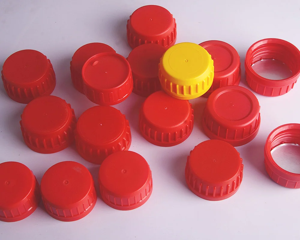 High torque oil cap