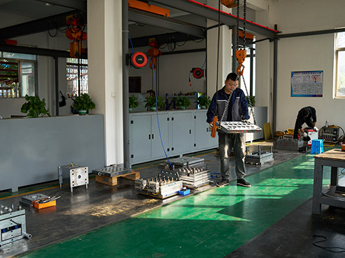 Mold assembly area
