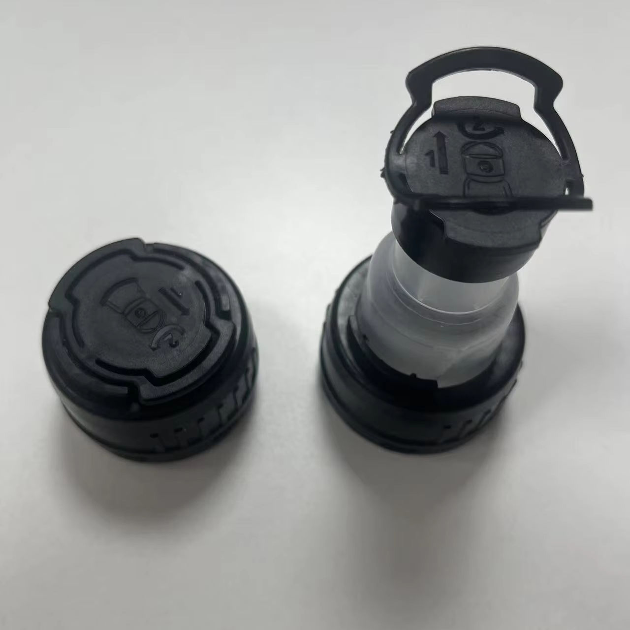 Heavy‑Duty Motor Oil Cap