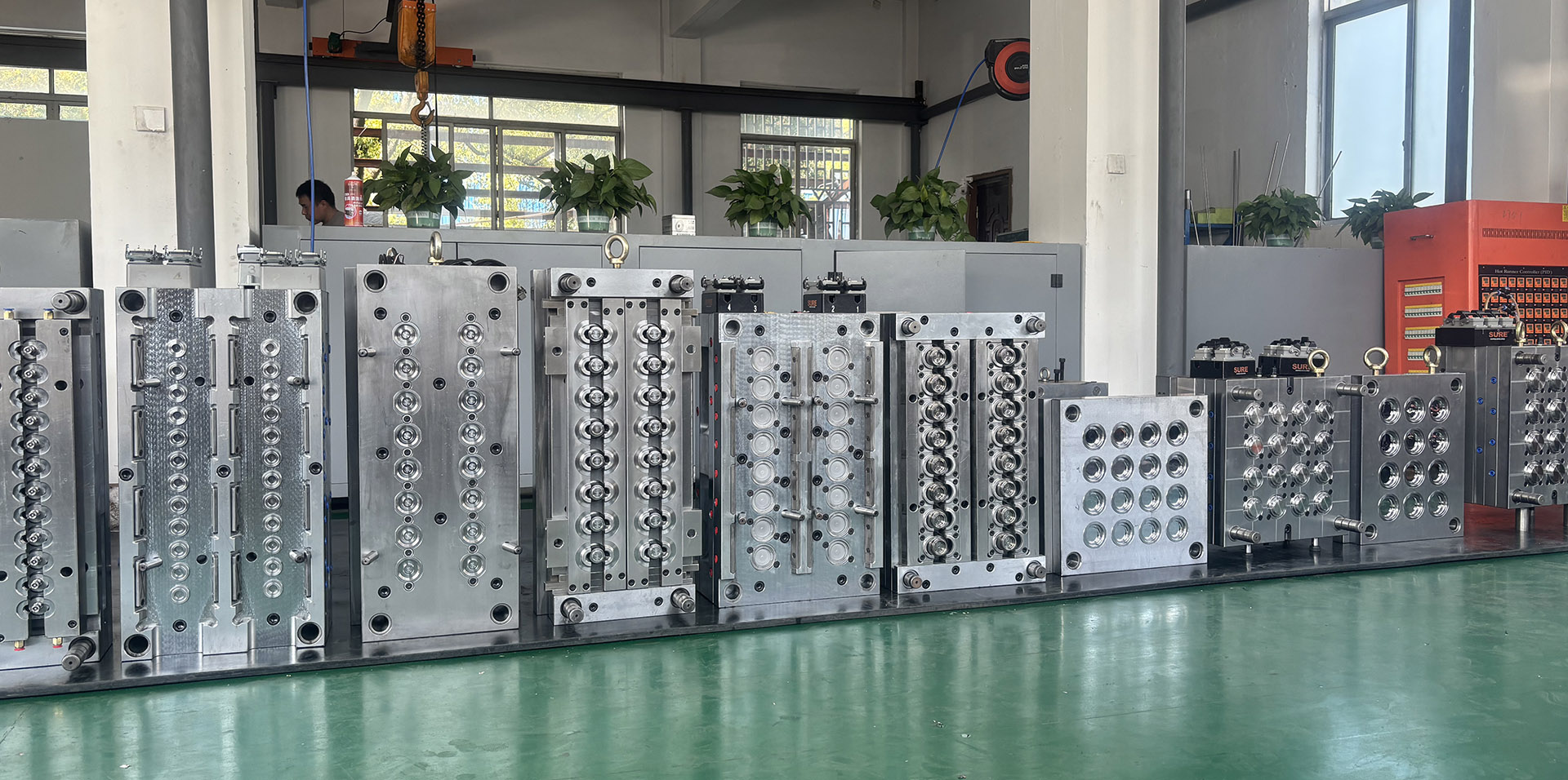 BOXIANG Mould factory and team