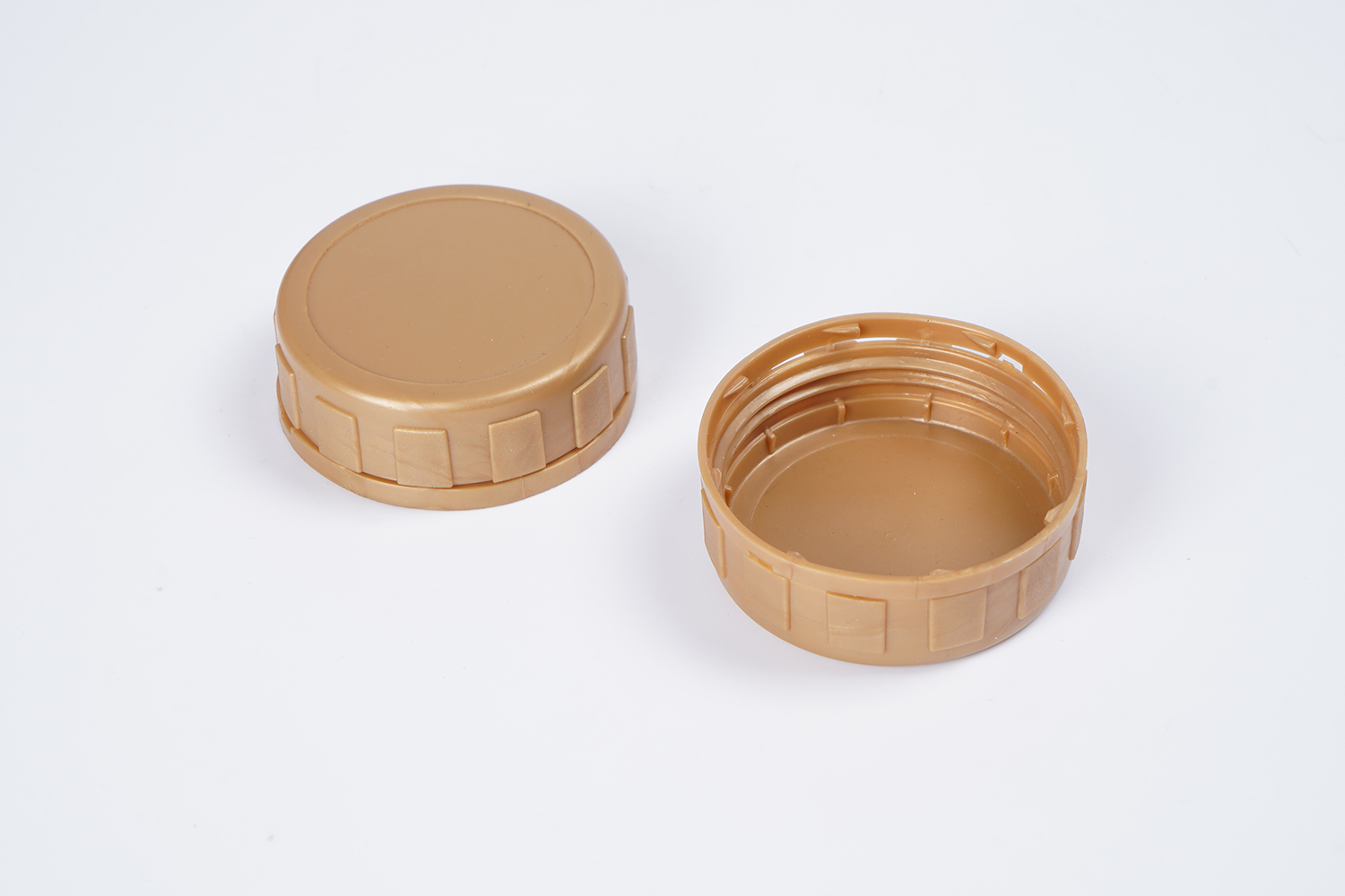 Tamper band oil cap