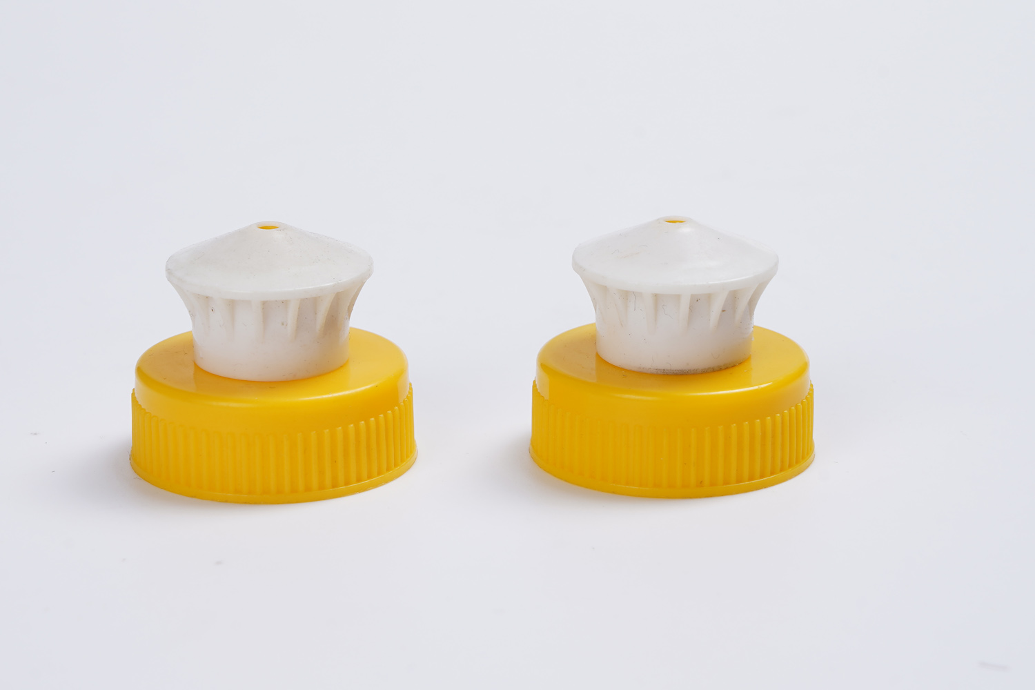 Two‑color cap sample