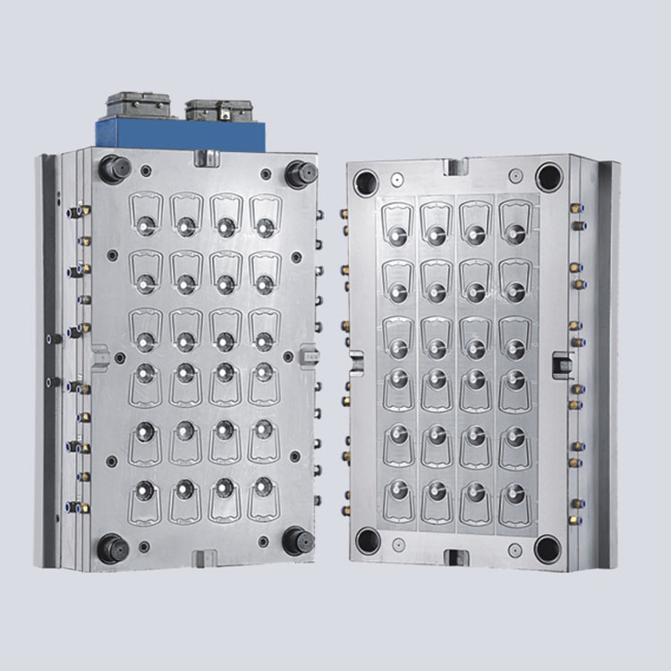 Handle mould for large PET bottles